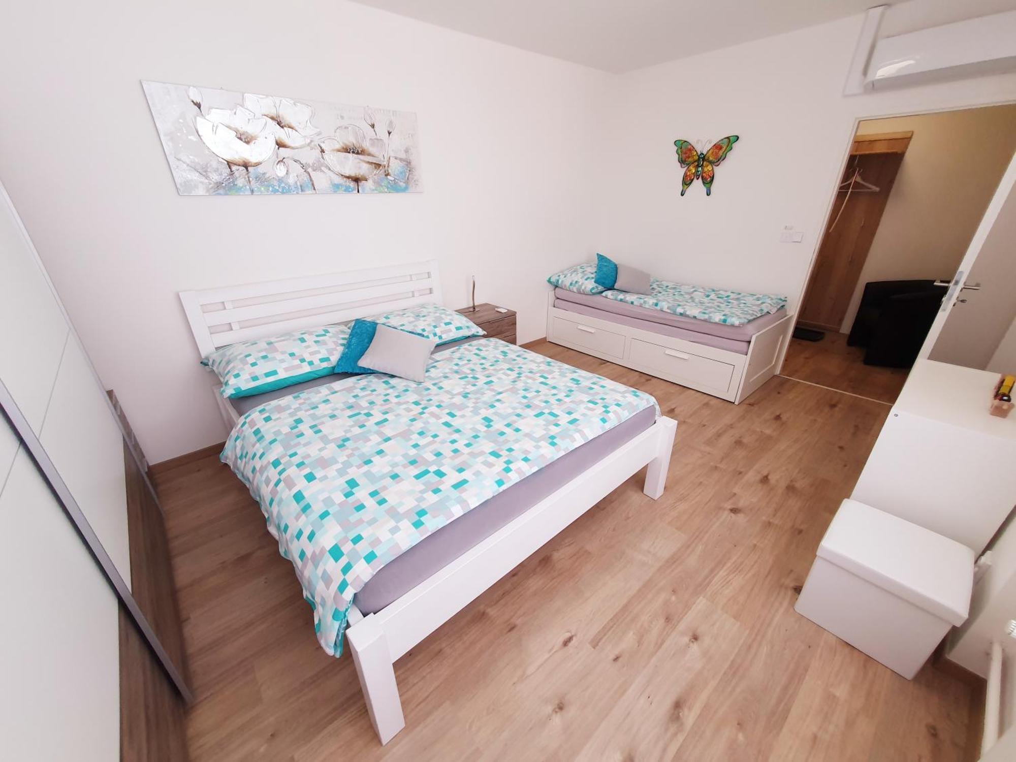 G Support Apartment براغ الغرفة الصورة