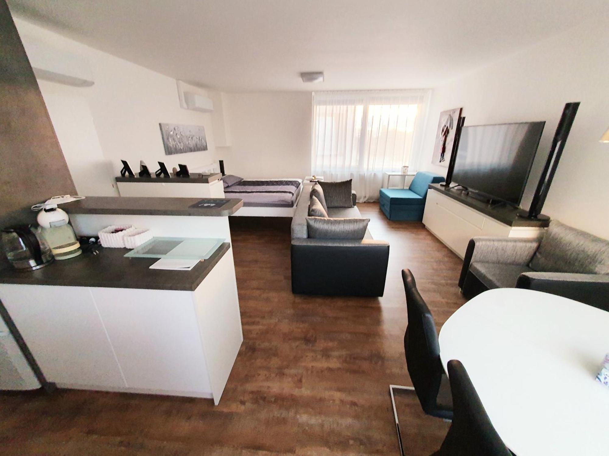 G Support Apartment براغ الغرفة الصورة